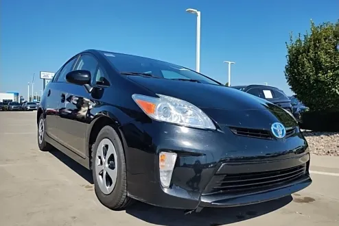 2015 Toyota Prius Four photo 3