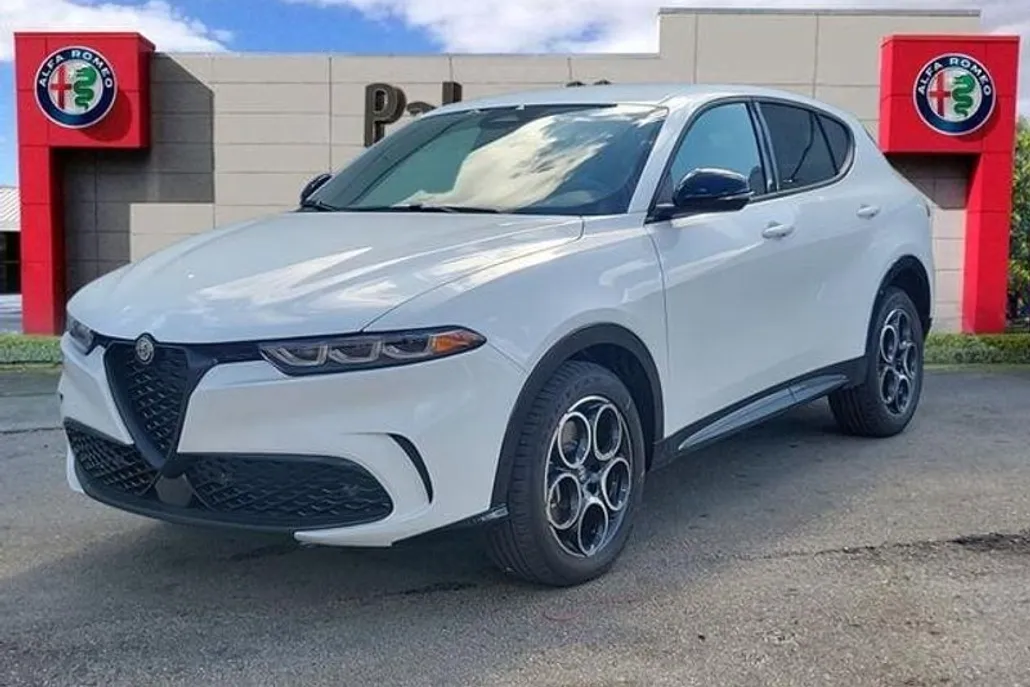 2025 Alfa Romeo Tonale photo 1
