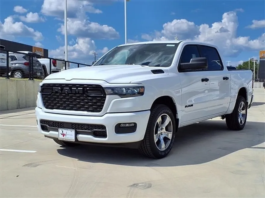 2025 Ram 1500 Tradesman photo 1