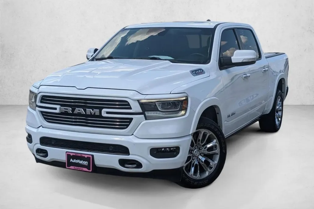 2022 Ram 1500 Laramie photo 1