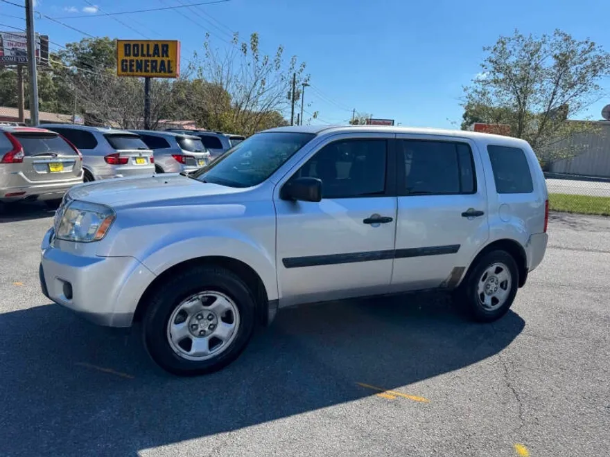 2011 Honda Pilot LX photo 1