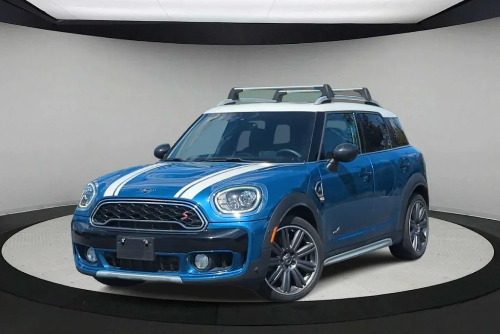 2019 Mini Countryman ALL4 Iconic S photo 1