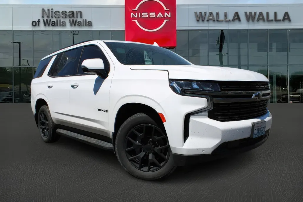 2022 Chevrolet Tahoe RST photo 1