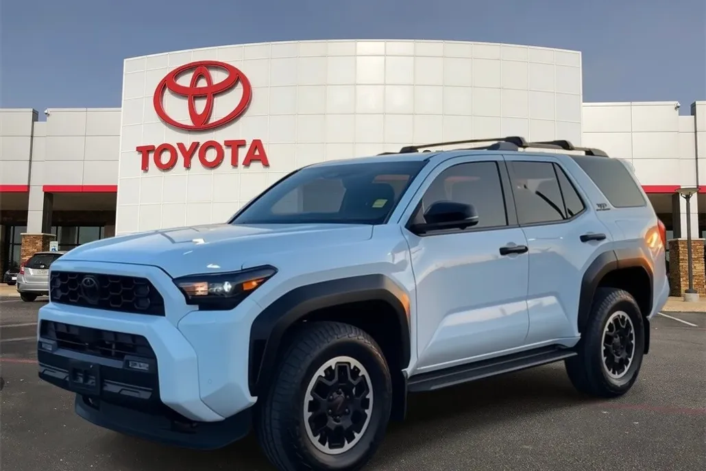 2025 Toyota 4Runner TRD Off-Road Premium photo 1