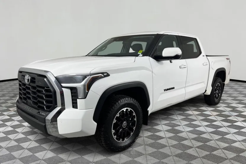 2023 Toyota Tundra SR5 photo 1