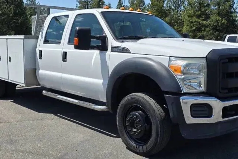 2016 Ford F-550 photo 1