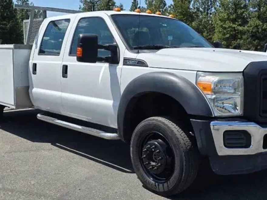 2016 Ford F-550 photo 1
