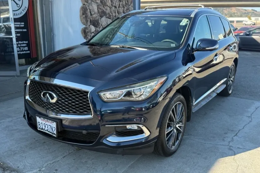 2018 Infiniti QX60 Base photo 1