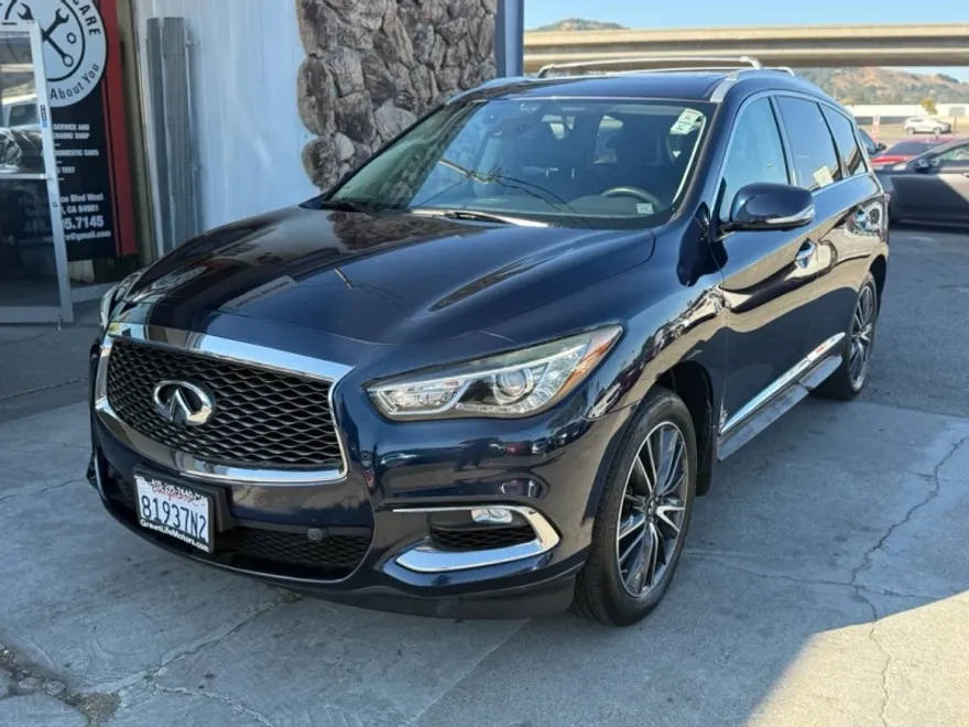2018 Infiniti QX60 Base photo 1