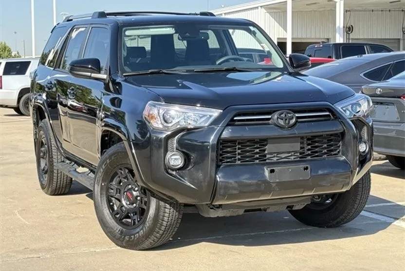 2024 Toyota 4Runner SR5 photo 1