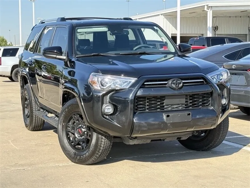 2024 Toyota 4Runner SR5 photo 1