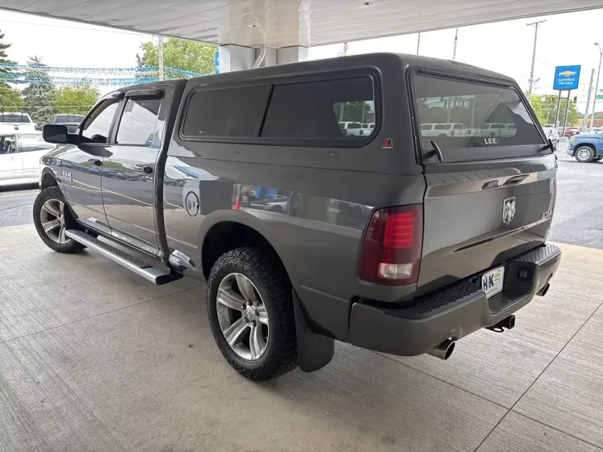 2016 Ram 1500 Sport photo 1