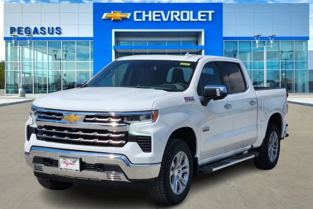 2026 Chevrolet Silverado 1500 LTZ photo 1