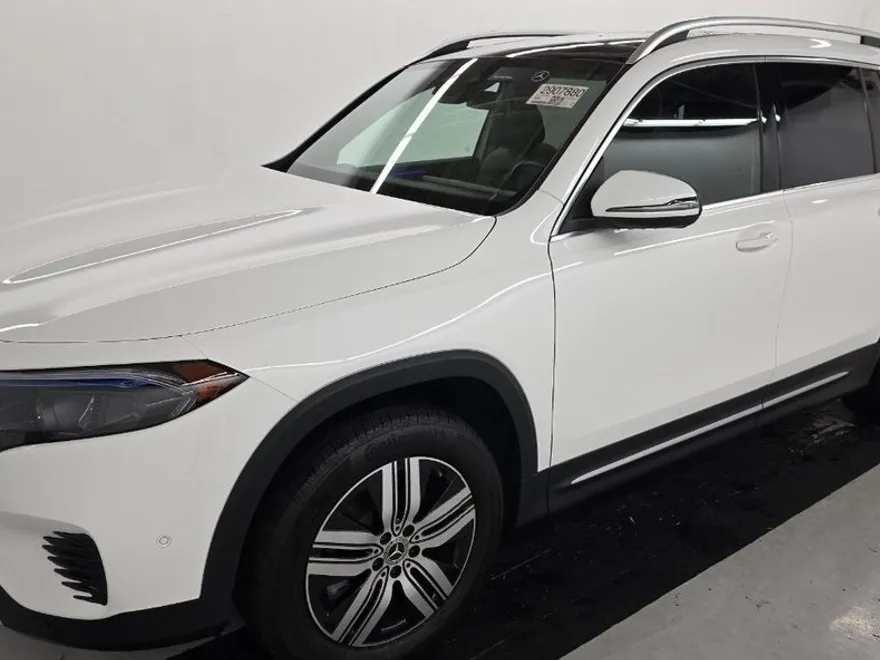 2023 Mercedes Benz EQB 300 4MATIC photo 1