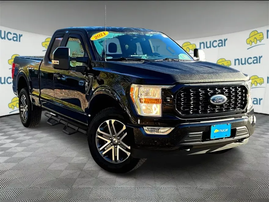 2021 Ford F-150 XL photo 1