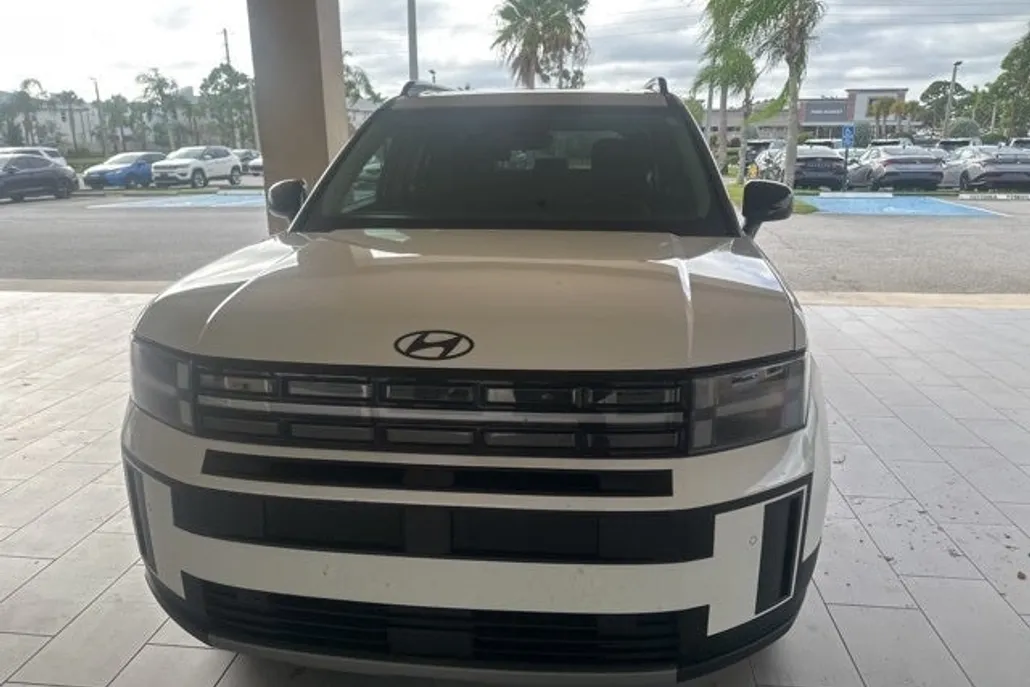 2024 Hyundai Santa Fe XRT photo 1