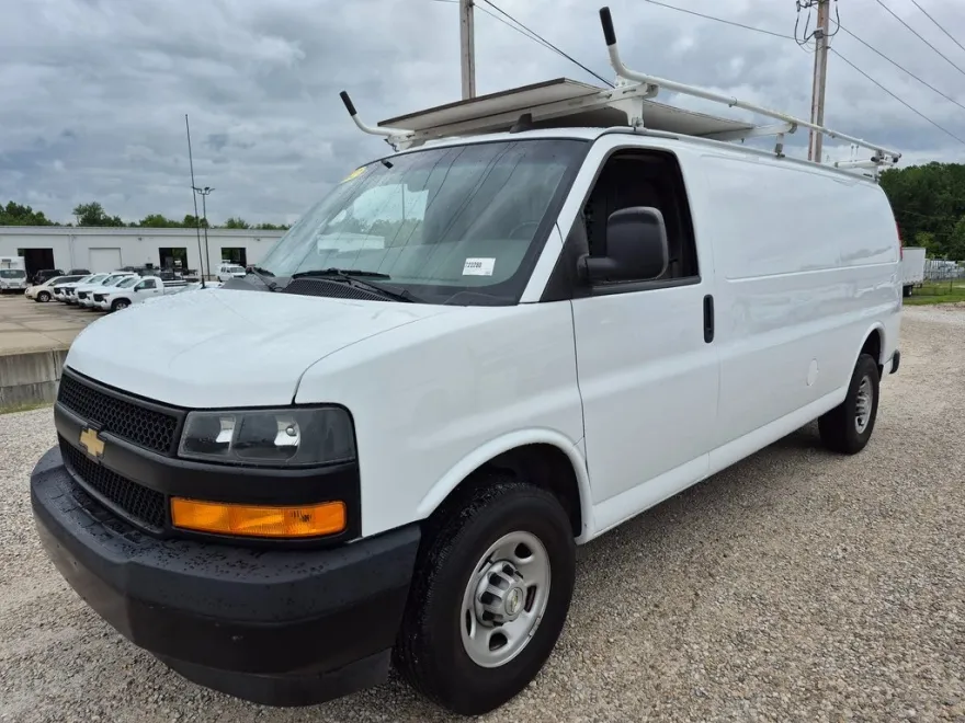 2022 Chevrolet Express 2500 Work Cargo Van photo 1