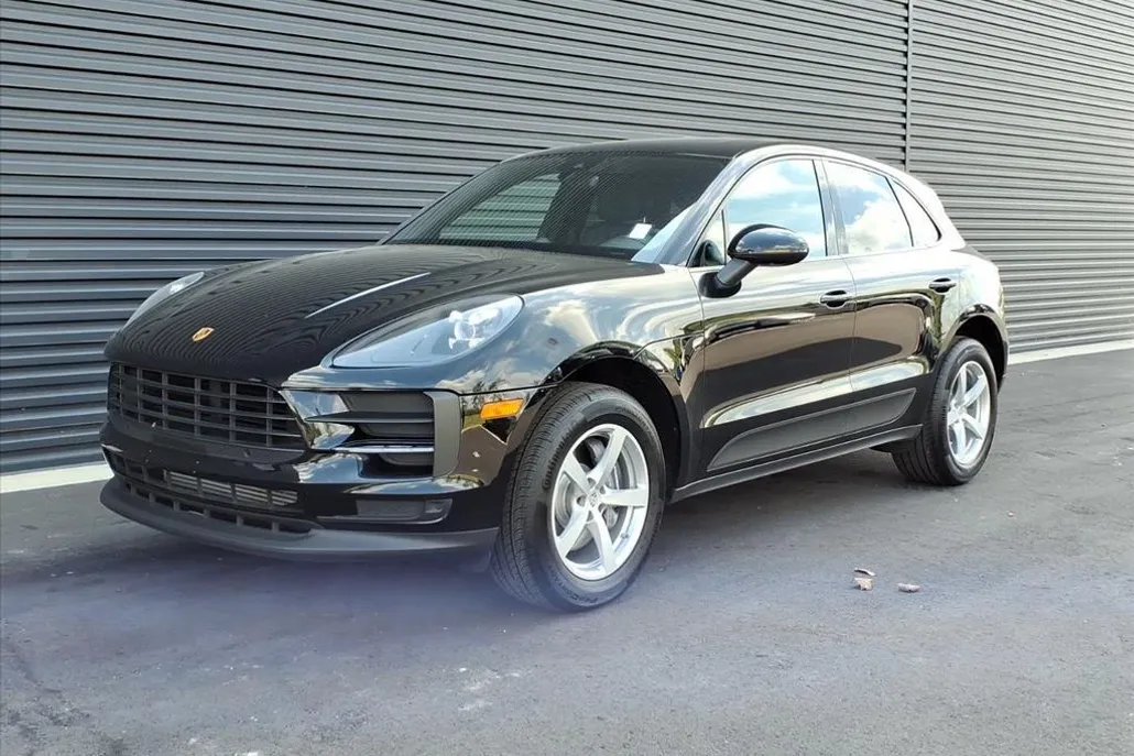 2021 Porsche Macan Base photo 1