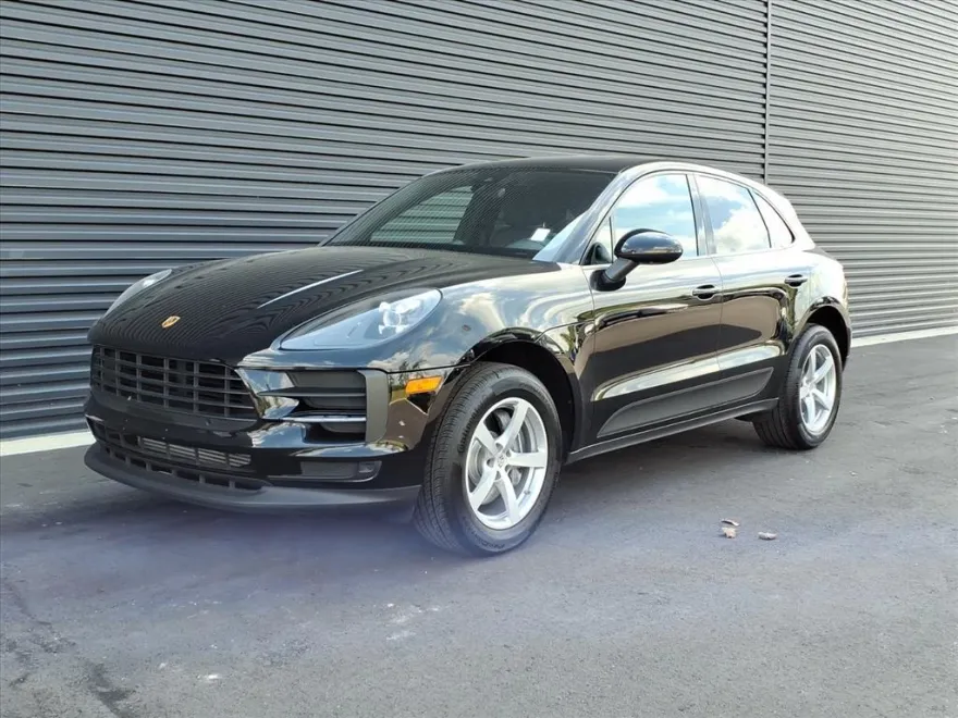 2021 Porsche Macan Base photo 1