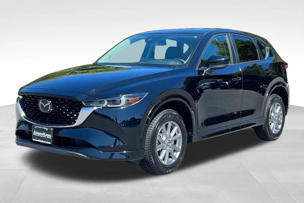2025 Mazda CX-5 2.5 S Preferred photo 1