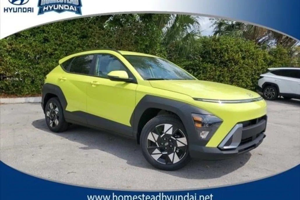 2025 Hyundai Kona SEL photo 1