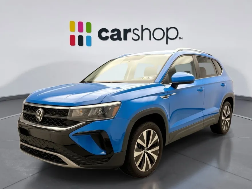 2022 Volkswagen Taos SE photo 1