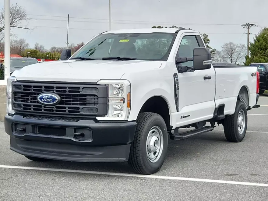 2025 Ford F-250 XL photo 1