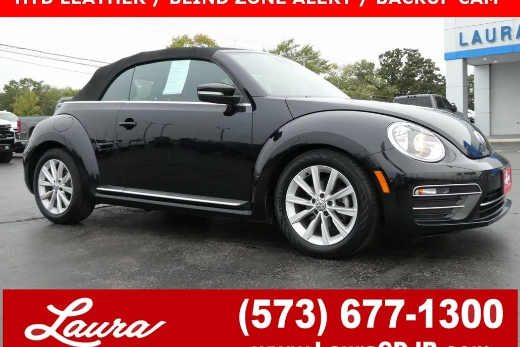 2019 Volkswagen Beetle Convertible SE photo 1