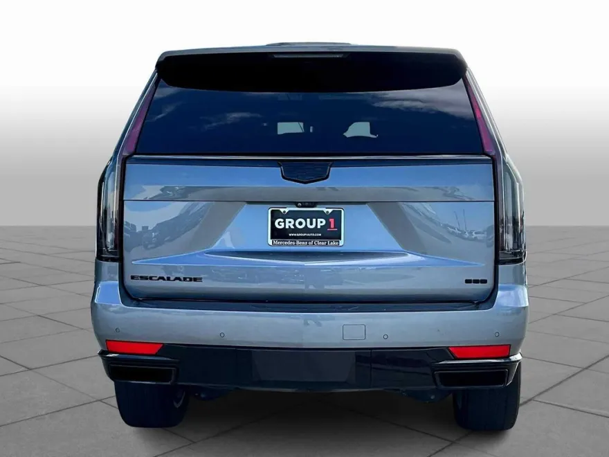 2021 Cadillac Escalade Premium Luxury photo 1