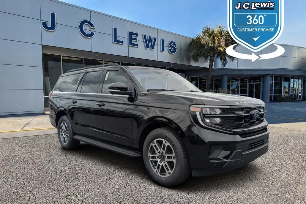2025 Ford Expedition MAX photo 1
