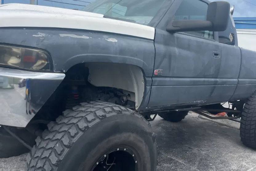 1997 Dodge Ram ST photo 1