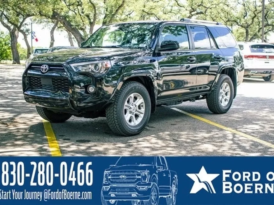 2024 Toyota 4Runner SR5 photo 1