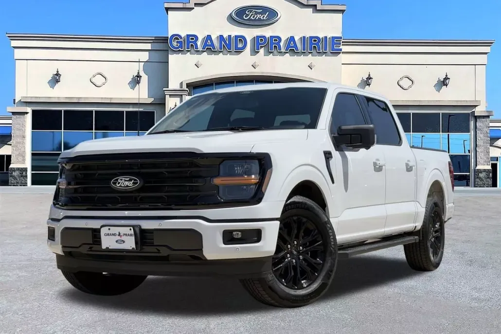 2025 Ford F-150 XLT photo 1