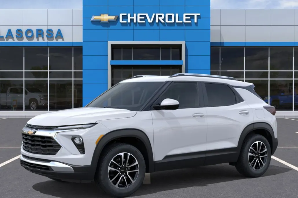 2026 Chevrolet Trailblazer LT photo 1