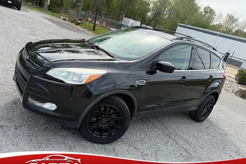 2013 Ford Escape SE photo 1
