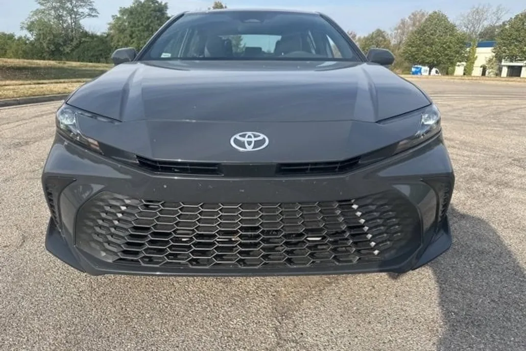 2025 Toyota Camry XSE photo 1