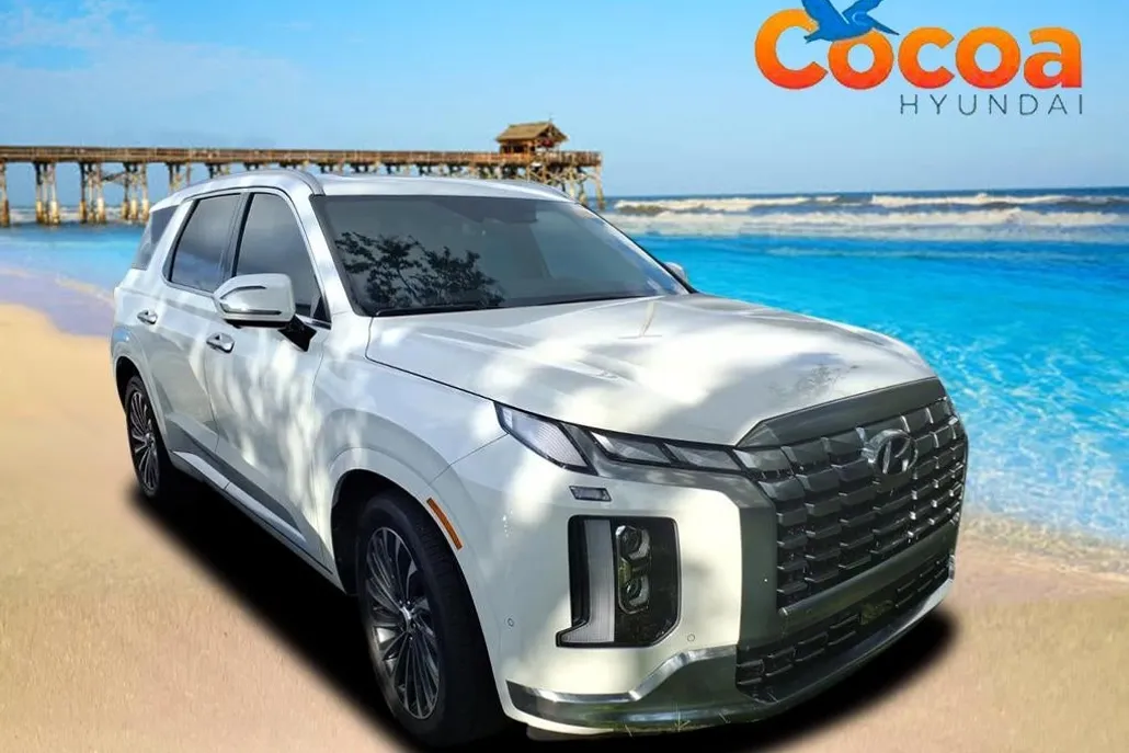 2024 Toyota RAV4 LE photo 1