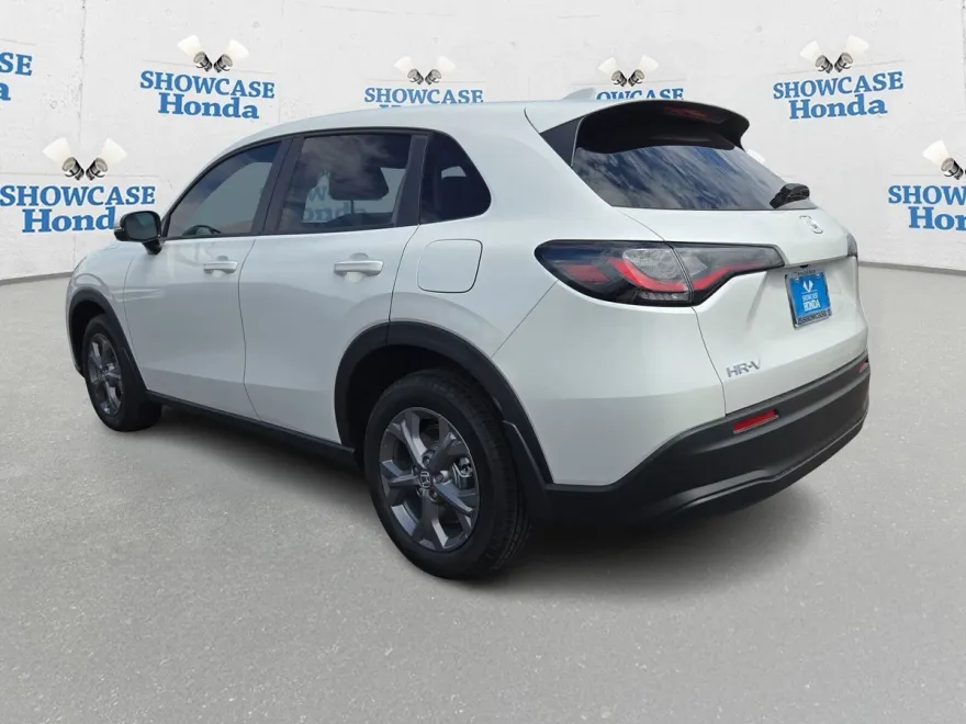 2026 Honda HR-V LX photo 1