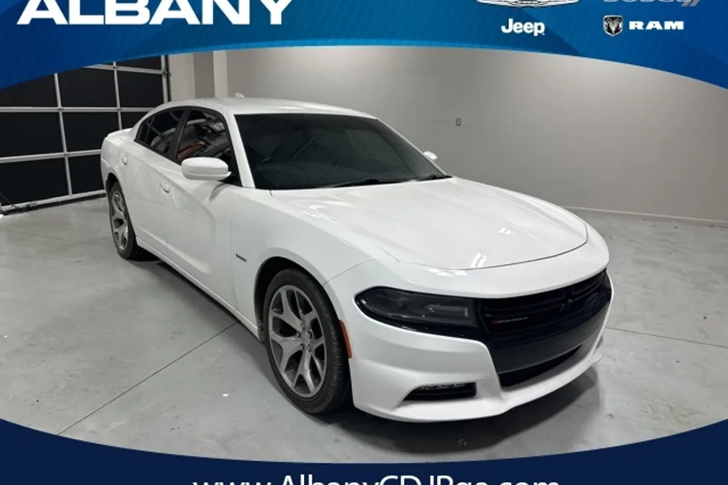 2015 Dodge Charger R/T photo 1
