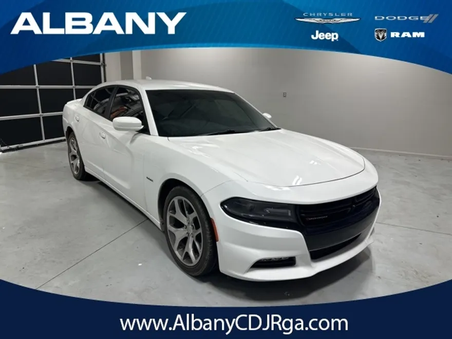 2015 Dodge Charger R/T photo 1