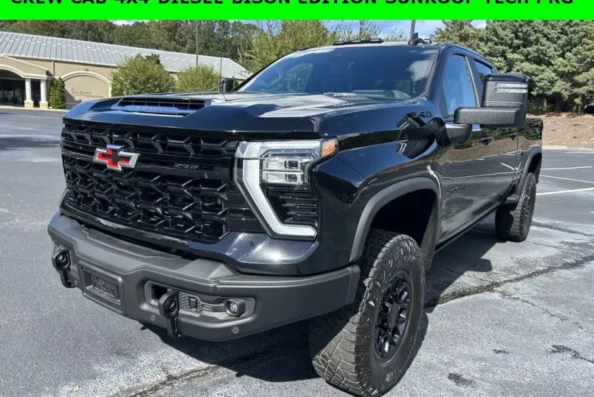 2025 Chevrolet Silverado 2500HD ZR2 photo 1