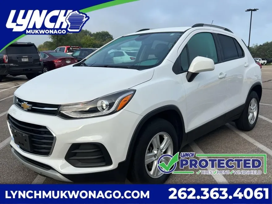 2022 Chevrolet Trax LT photo 1