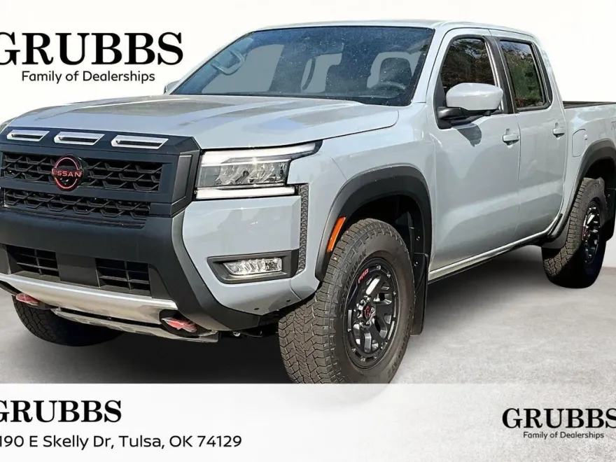 2025 Nissan Frontier Crew Cab PRO-4X photo 1