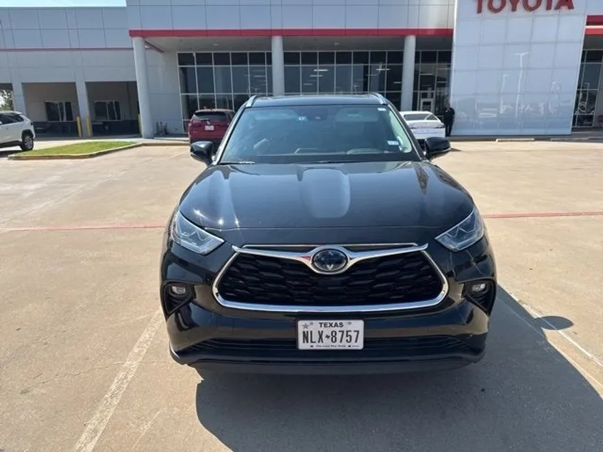 2020 Toyota Highlander Hybrid Limited photo 1