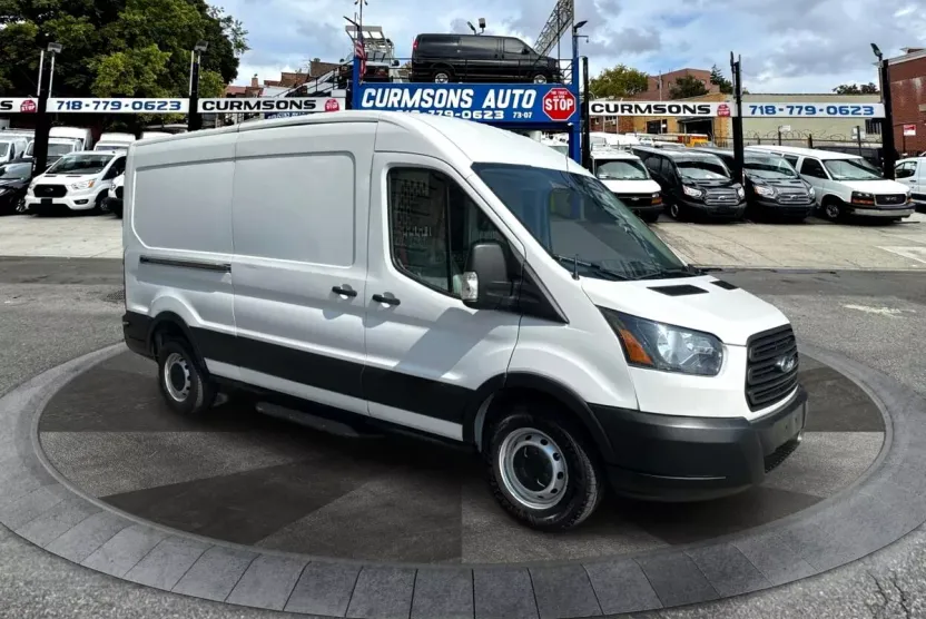 2019 Ford Transit Van photo 1