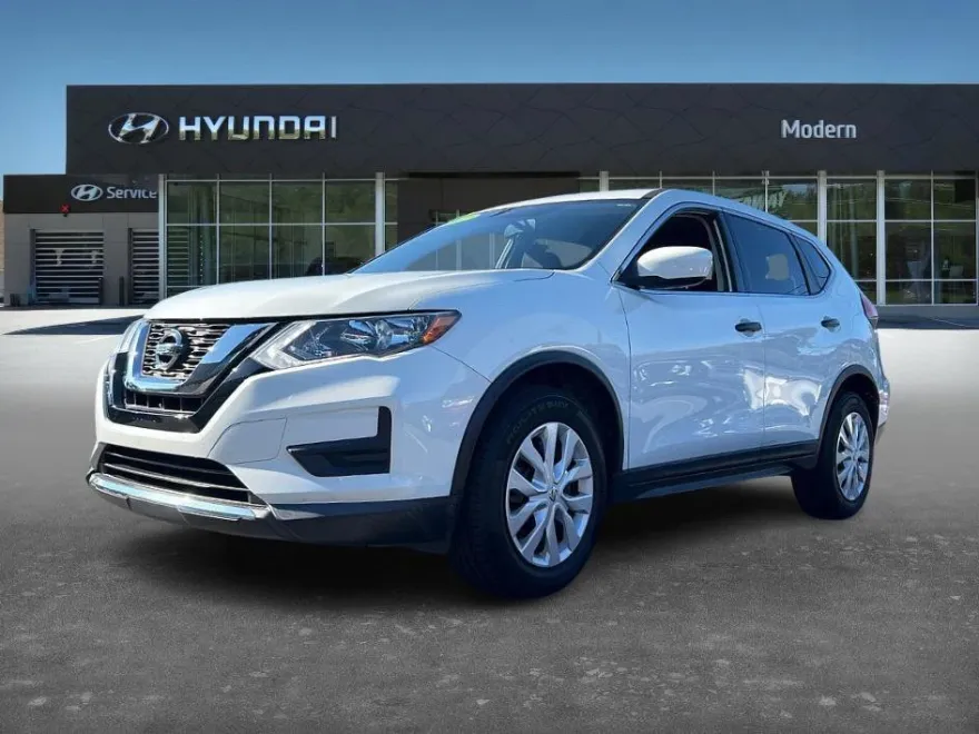 2017 Nissan Rogue S photo 1