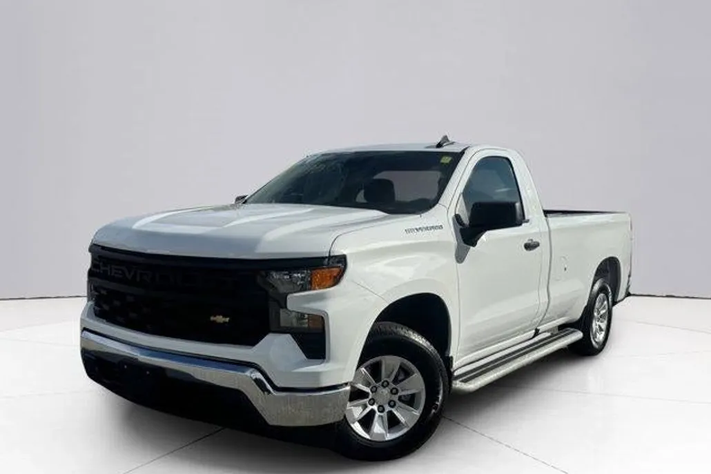 2024 Chevrolet Silverado 1500 photo 1