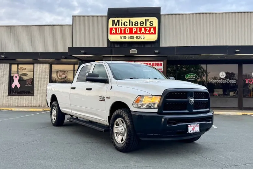 2017 Ram 3500 Tradesman photo 1