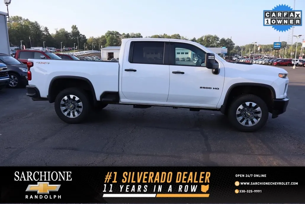 2023 Chevrolet Silverado 2500HD Custom photo 1