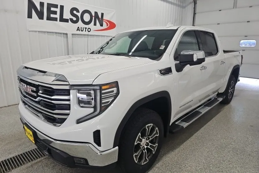 2026 Gmc Sierra 1500 SLT photo 1